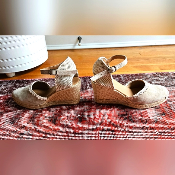 NWOT Apaseart Espardrille Sandals - Picture 4 of 6